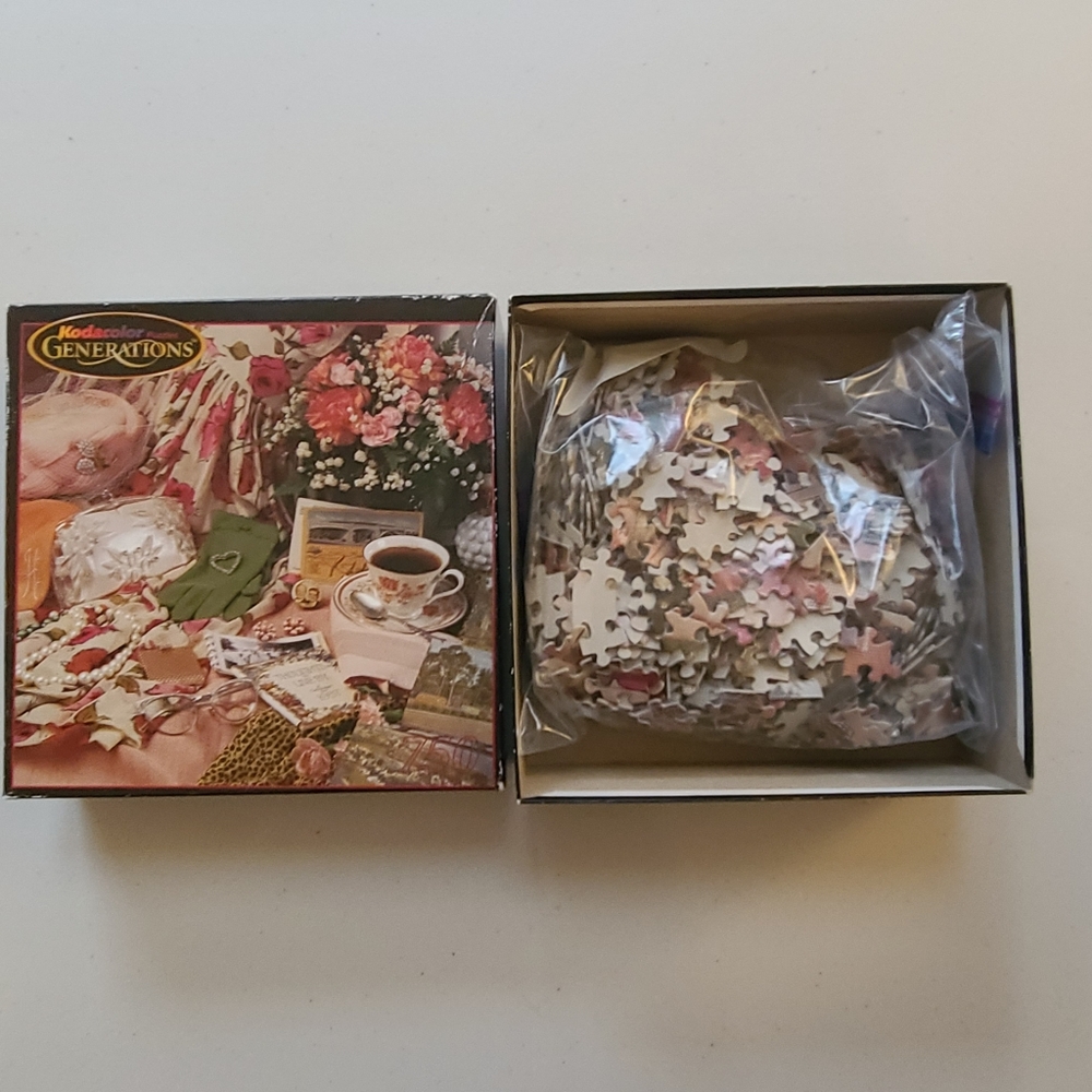 Vintage Kodacolor Generations 1950s Treasures Pillbox Hat Pearls Jigsaw Puzzle - Picture 2 of 4